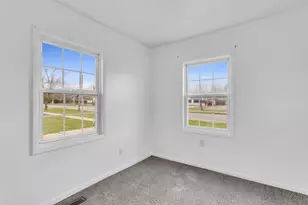 230 W Prospect St, Jackson, MI 49203 - Photo 16