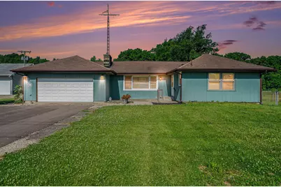 53266 Us-131, Three Rivers, MI 49093 - Photo 1