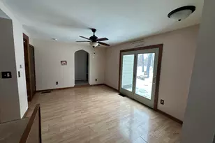 73541 39th St, Paw Paw, MI 49079 - Photo 4