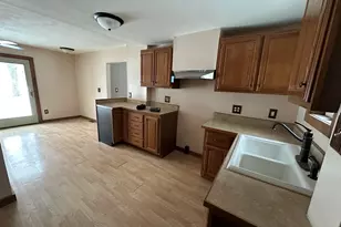 73541 39th St, Paw Paw, MI 49079 - Photo 6