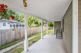 46 Grove St, Galesburg, MI 49053 - Photo 10