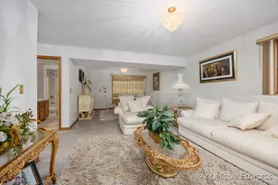 1563 Amberly Dr SE, Grand Rapids, MI 49508 - Photo 12