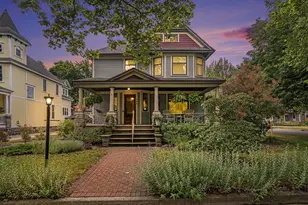 162 W 14th St, Holland, MI 49423 - Photo 2