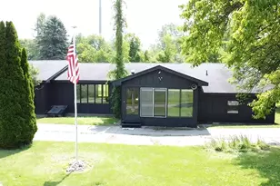 3345 Beach Rd, Port Huron, MI 48060 - Photo 2