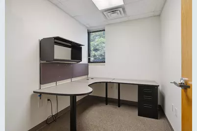 825 Leonard Street NE, Grand Rapids, MI 49503 - Photo 28