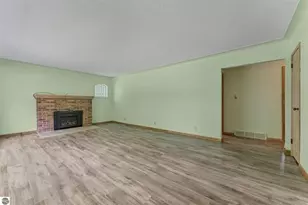 2007 S Lake Mitchell Dr, Cadillac, MI 49601 - Photo 16