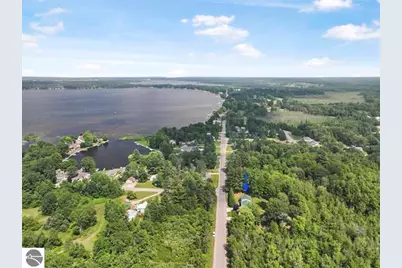 2007 S Lake Mitchell Drive, Cadillac, MI 49601 - Photo 6