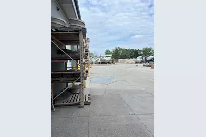 29100 Groesbeck Highway, Roseville, MI 48066 - Photo 10