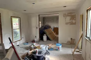 42 W Chicago St, Quincy, MI 49082 - Photo 4