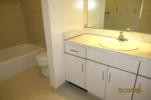 1 Westbury Ct, Ann Arbor, MI 48105 - Photo 22