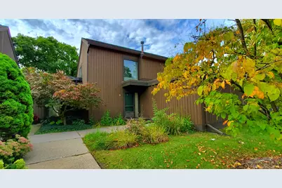 1 Westbury Court, Ann Arbor, MI 48105 - Photo 1