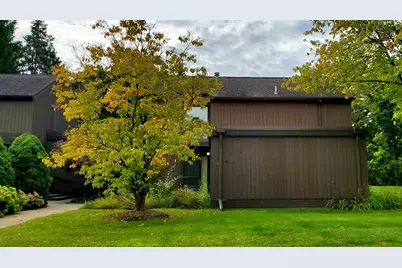 1 Westbury Court, Ann Arbor, MI 48105 - Photo 2