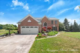 1518 Crystal Valley Ct SE, Caledonia, MI 49316 - Photo 2