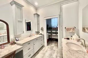 221 N Manning St, Hillsdale, MI 49242 - Photo 46