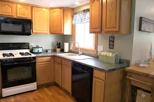 19449 US-12, New Buffalo, MI 49117 - Photo 6