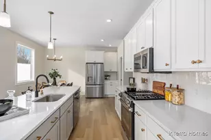 8344 Kettle Oak Dr SE, Alto, MI 49302 - Photo 6