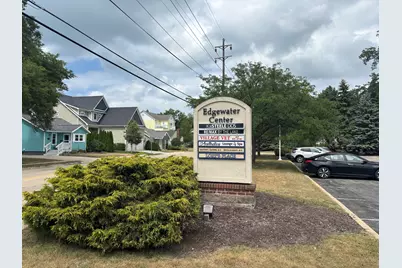 439 Upton Drive #6, Saint Joseph, MI 49085 - Photo 2