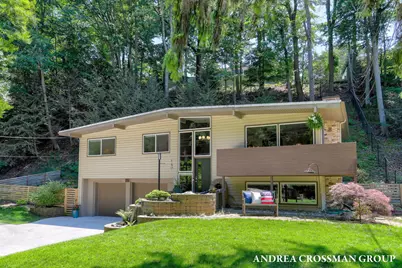 140 Grand Avenue, Grand Haven, MI 49417 - Photo 8