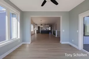 5178 Blendon Mdw Cir, Hudsonville, MI 49426 - Photo 8