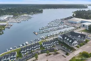 927 W Savidge St, Spring Lake, MI 49456 - Photo 20