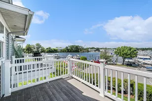 927 W Savidge St, Spring Lake, MI 49456 - Photo 14