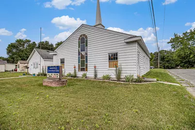 814 E Coffren Avenue, Greenville, MI 48838 - Photo 2