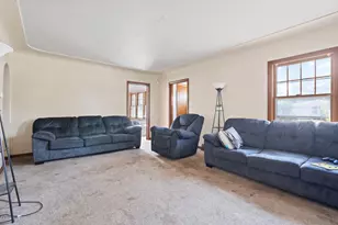 283 W 16th St, Holland, MI 49423 - Photo 10