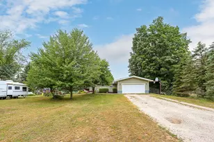 2640 67th St, South Haven, MI 49090 - Photo 2