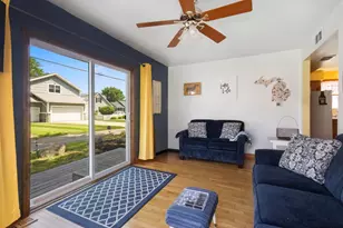 62560 Gilmore Ave, Dowagiac, MI 49047 - Photo 10