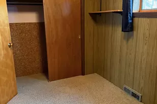 704 Engelman St, Manistee, MI 49660 - Photo 10
