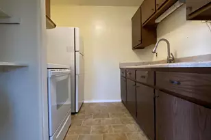 8226 Huntington St, Westland, MI 48185 - Photo 10
