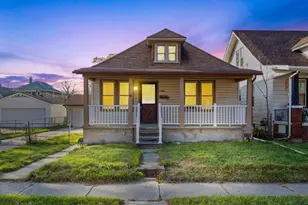 1114 2nd St, Wyandotte, MI 48192 - Photo 2