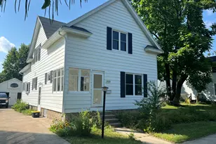 432 S Lincoln St, Portland, MI 48875 - Photo 1