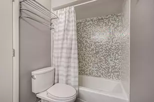 2174 Overlook Ct, Ann Arbor, MI 48103 - Photo 16