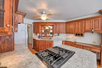 11678 E Grand River Avenue, Portland, MI 48875 - Photo 14