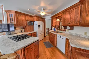 11678 E Grand River Ave, Portland, MI 48875 - Photo 12