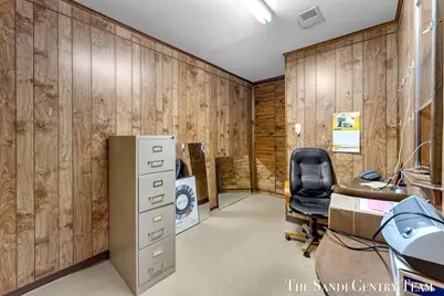 109 Washington Street, Hart, MI 49420 - Photo 18