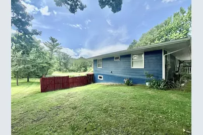 1806 Barr Street, Hillsdale, MI 49242 - Photo 10