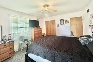 1806 Barr St, Hillsdale, MI 49242 - Photo 34