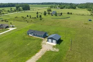 4716 Margaret Dr, Charlotte, MI 48813 - Photo 2