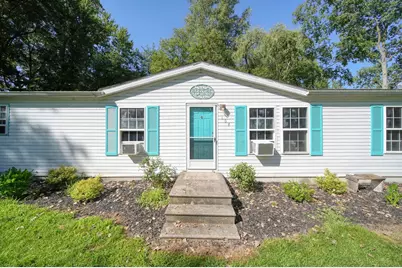 108 S Cove Street, Jackson, MI 49203 - Photo 2