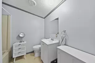 108 S Cove St, Jackson, MI 49203 - Photo 22