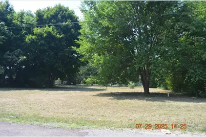 948 Baldanza Avenue, Benton Harbor, MI 49022 - Photo 1