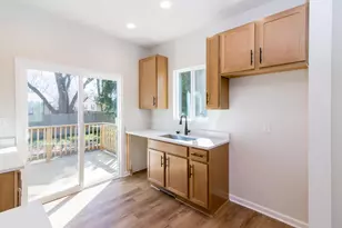 1023 Rebecca St, Marshall, MI 49068 - Photo 8