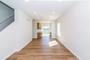 1048 Rebecca St, Marshall, MI 49068 - Photo 4