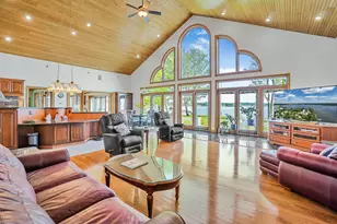 707 Lake Shore Dr, Cadillac, MI 49601 - Photo 10