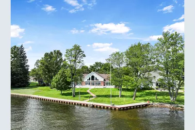 707 Lake Shore Drive, Cadillac, MI 49601 - Photo 2