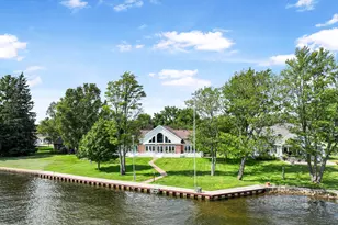 707 Lake Shore Dr, Cadillac, MI 49601 - Photo 2