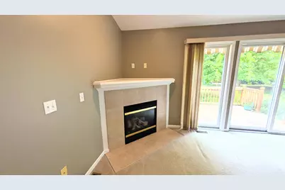 23721 W Lake Circle #14, Brownstown, MI 48183 - Photo 10