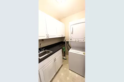 23721 W Lake Circle #14, Brownstown, MI 48183 - Photo 12
